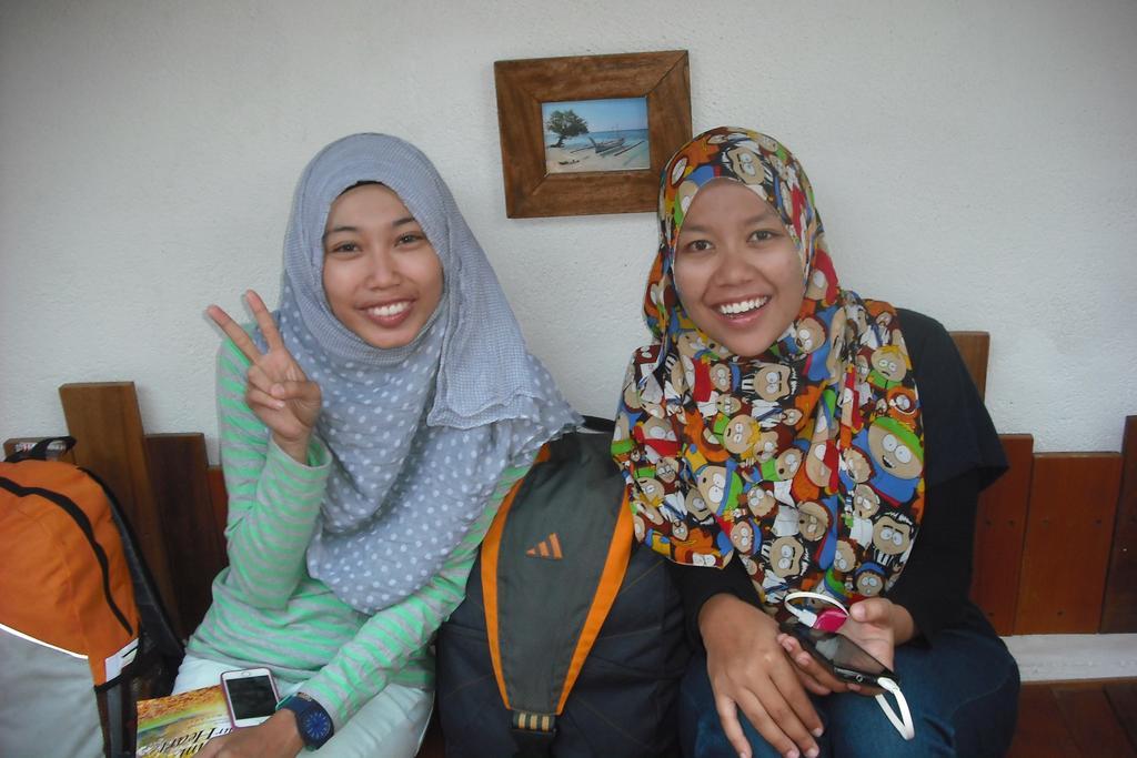La Casa Homestay Senggigi Zewnętrze zdjęcie