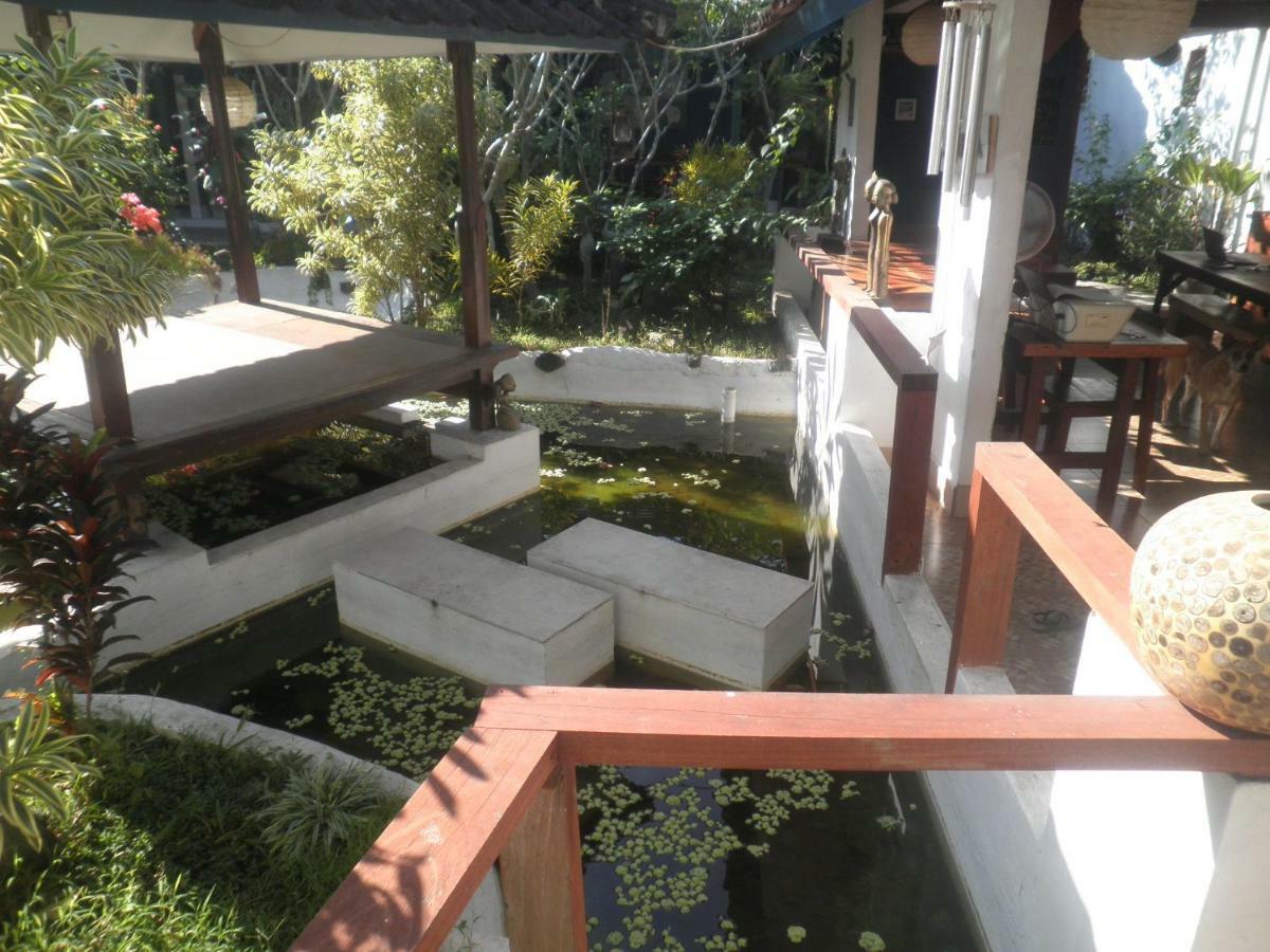 La Casa Homestay Senggigi Zewnętrze zdjęcie